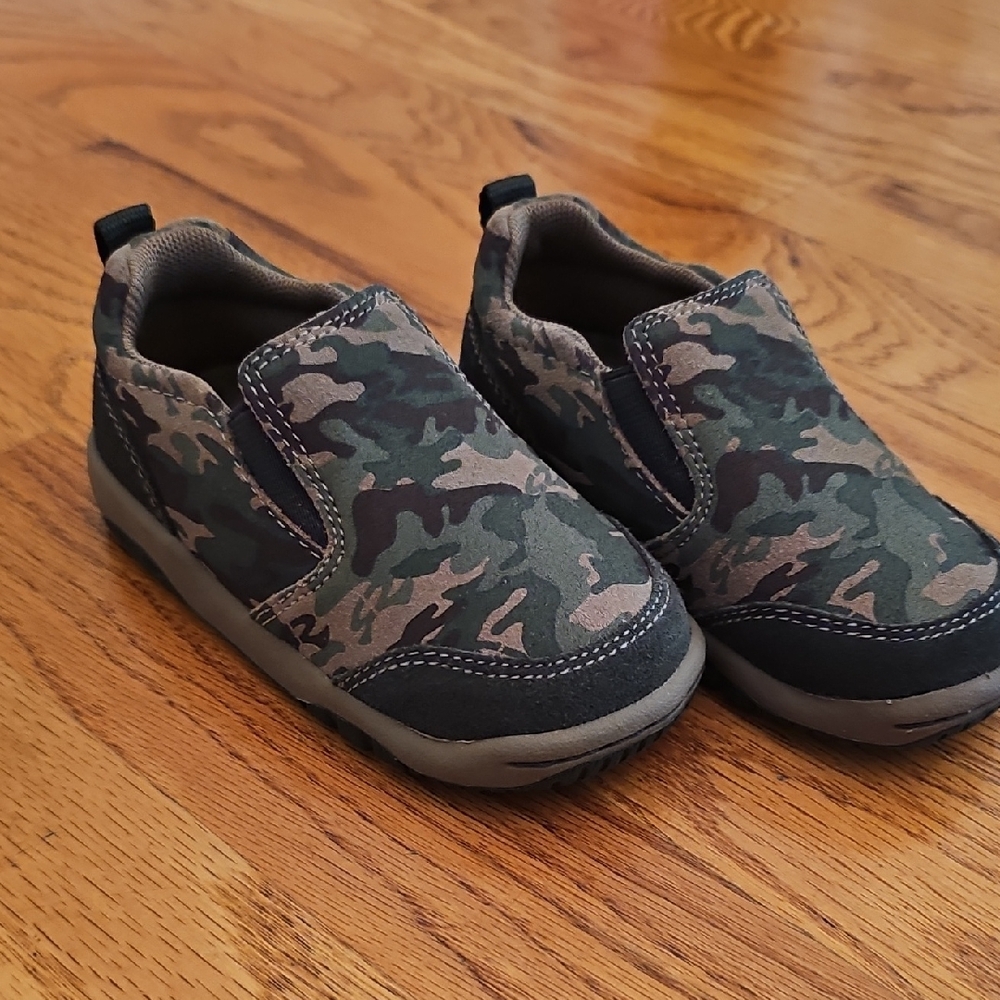Stride Rite Green Camouflage Kids Sneakers